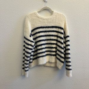!!NWT!! La Ligne for Target Fuzzy Sweater